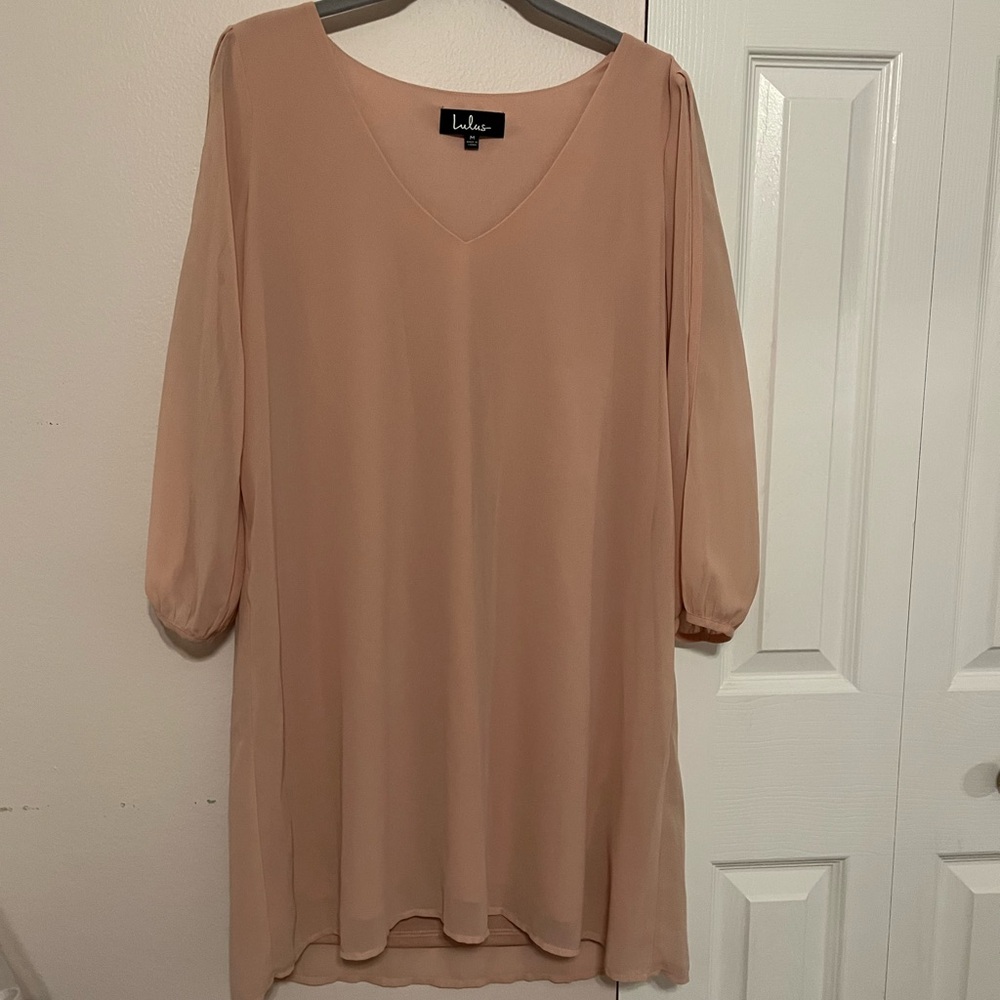 Lulu's Peach Blush Chiffon V-Neck Dress 3/4 sleeve NWT